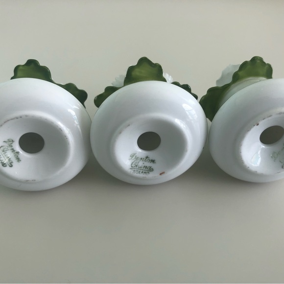 3 Salt and Pepper shakers Denton China Made in England White Green - Picture 5 of 7